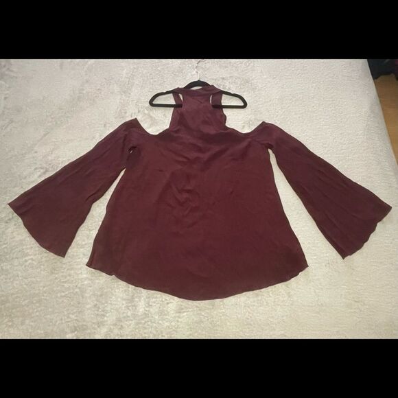 ELAN cold shoulder keyhole necktie blouse size medium new with tags burgundy - Picture 9 of 10